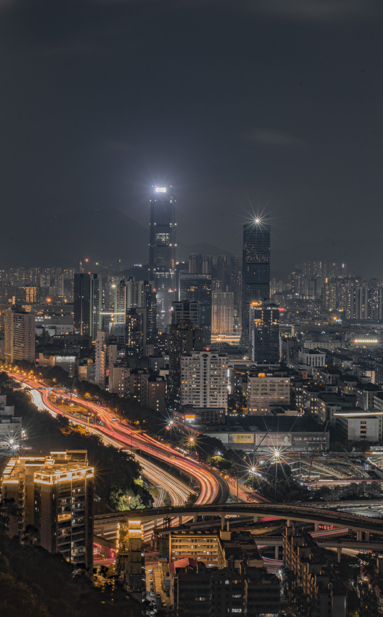 深圳笔架山拍到的夜景