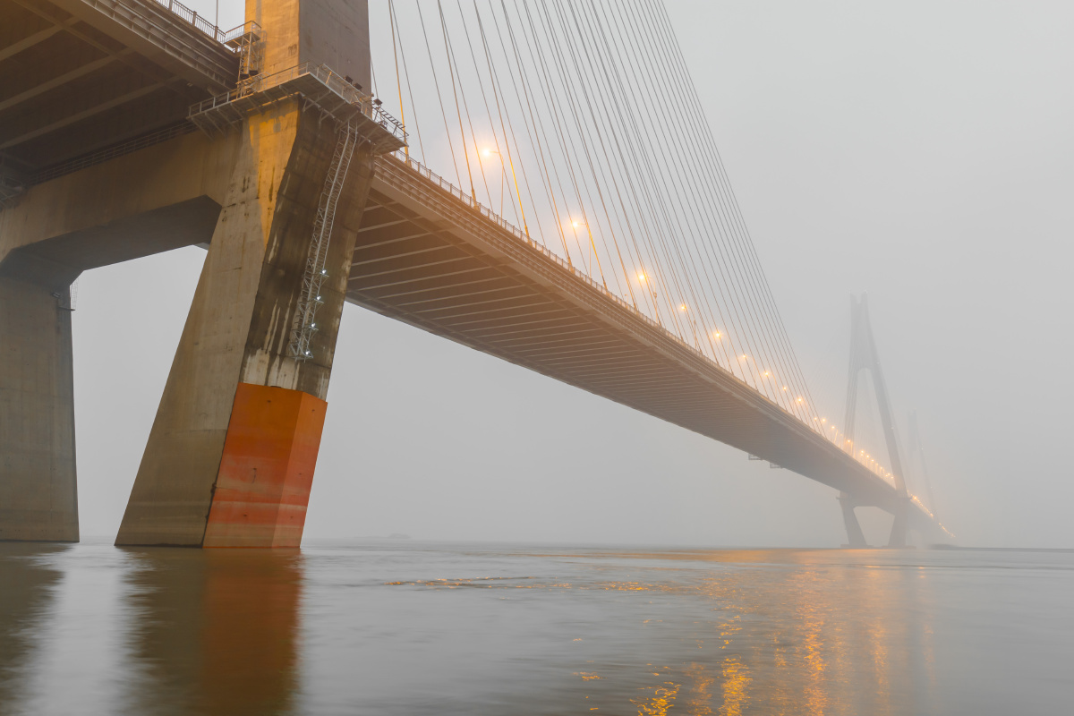 迷雾迷雾迷了路,二七桥之斜构图体验,感觉还是可以的,时间差