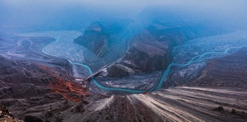再见安集海大峡谷