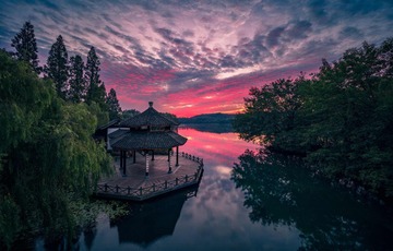 黛色参天