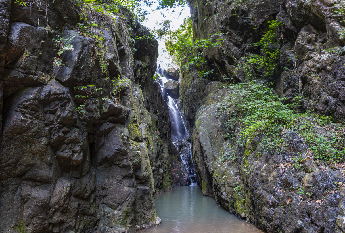 潮州幽谷逸林瀑布其二