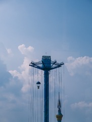 157875