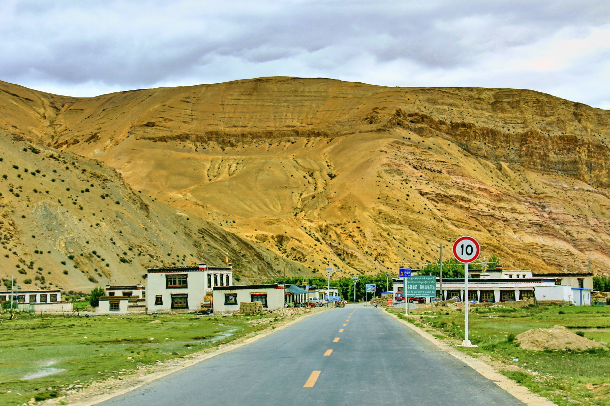 珠峰路世界之巅的景观大道thelandscapeavenue
