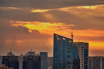 _LXQ6587_1