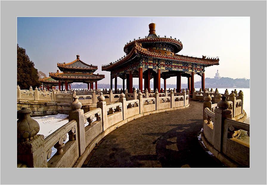 超广试镜<br />
北海五龙亭