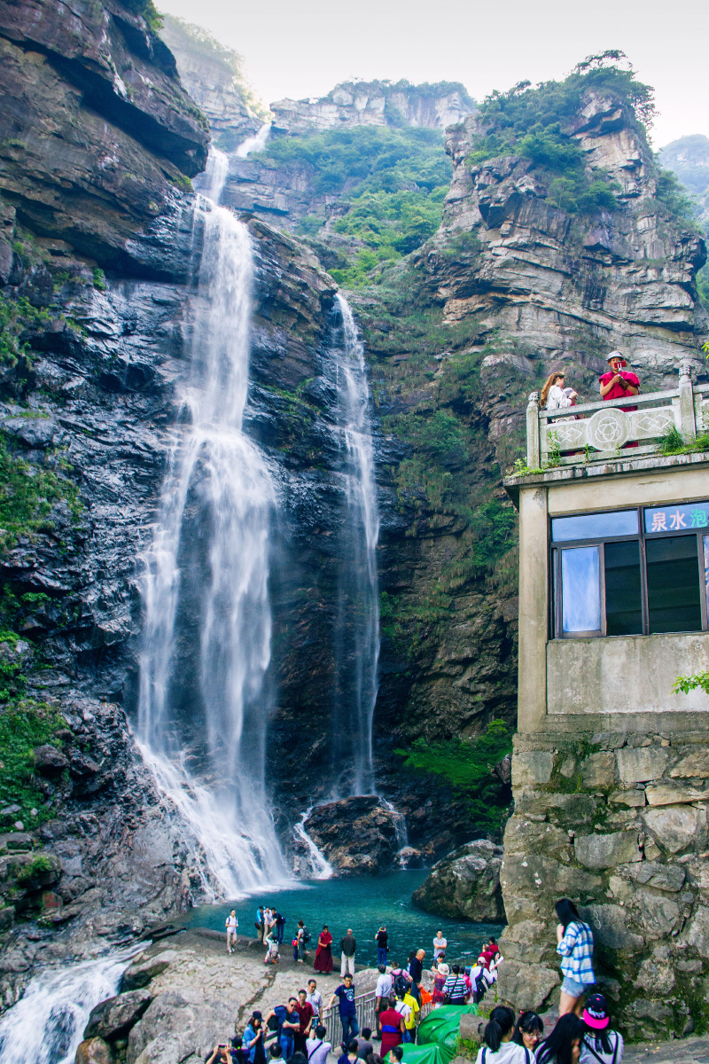 三叠泉瀑布