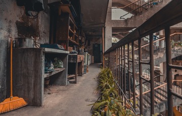 742641