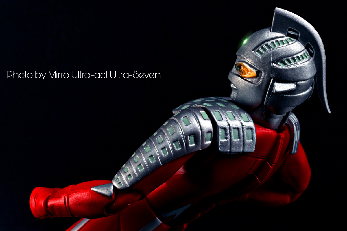 act赛文奥特曼种草的第二个奥特曼七爷真的很不错红族战神