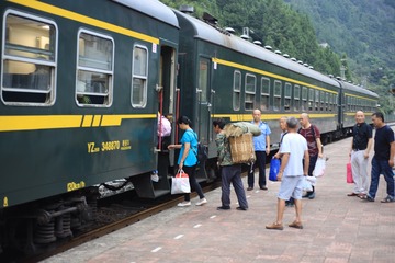 2803258