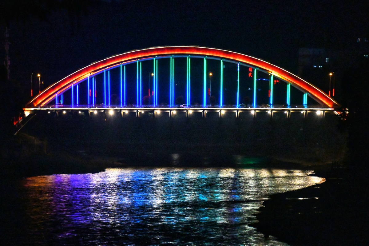 恩施印象凤凰大桥夜景