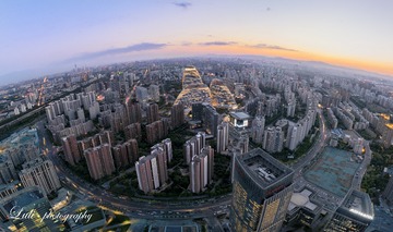 绿地中心