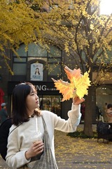 100208