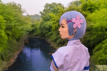 001