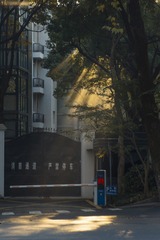 001