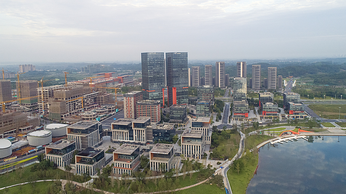 成都天府新区兴隆湖畔