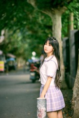 001