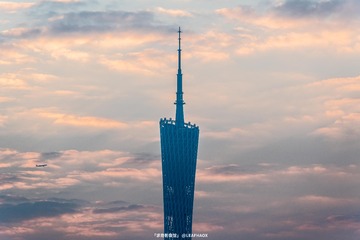 341203