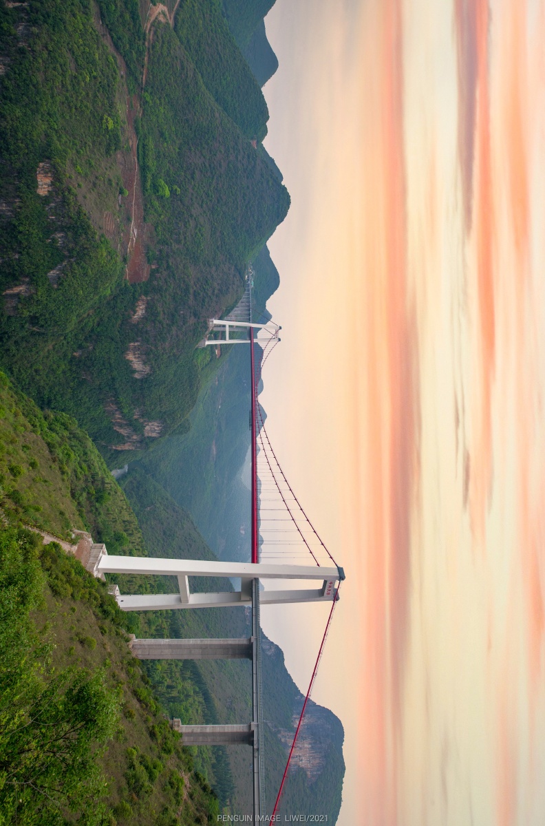 峰林特大桥拍摄地兴义市楼纳镇