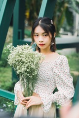 1205813