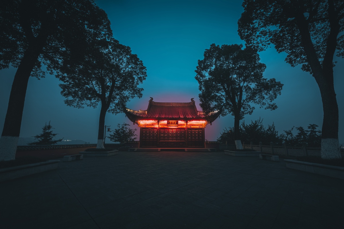 深幽洪恩阁chongqingmay