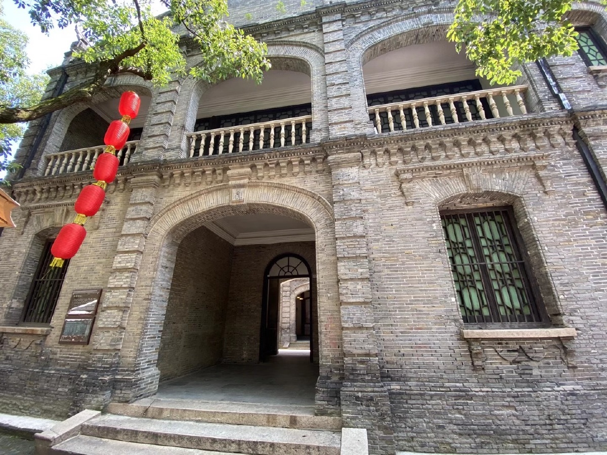 杨氏宅邸杨家具有民国时期特色的小洋楼在惠山古镇上