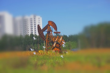 983819