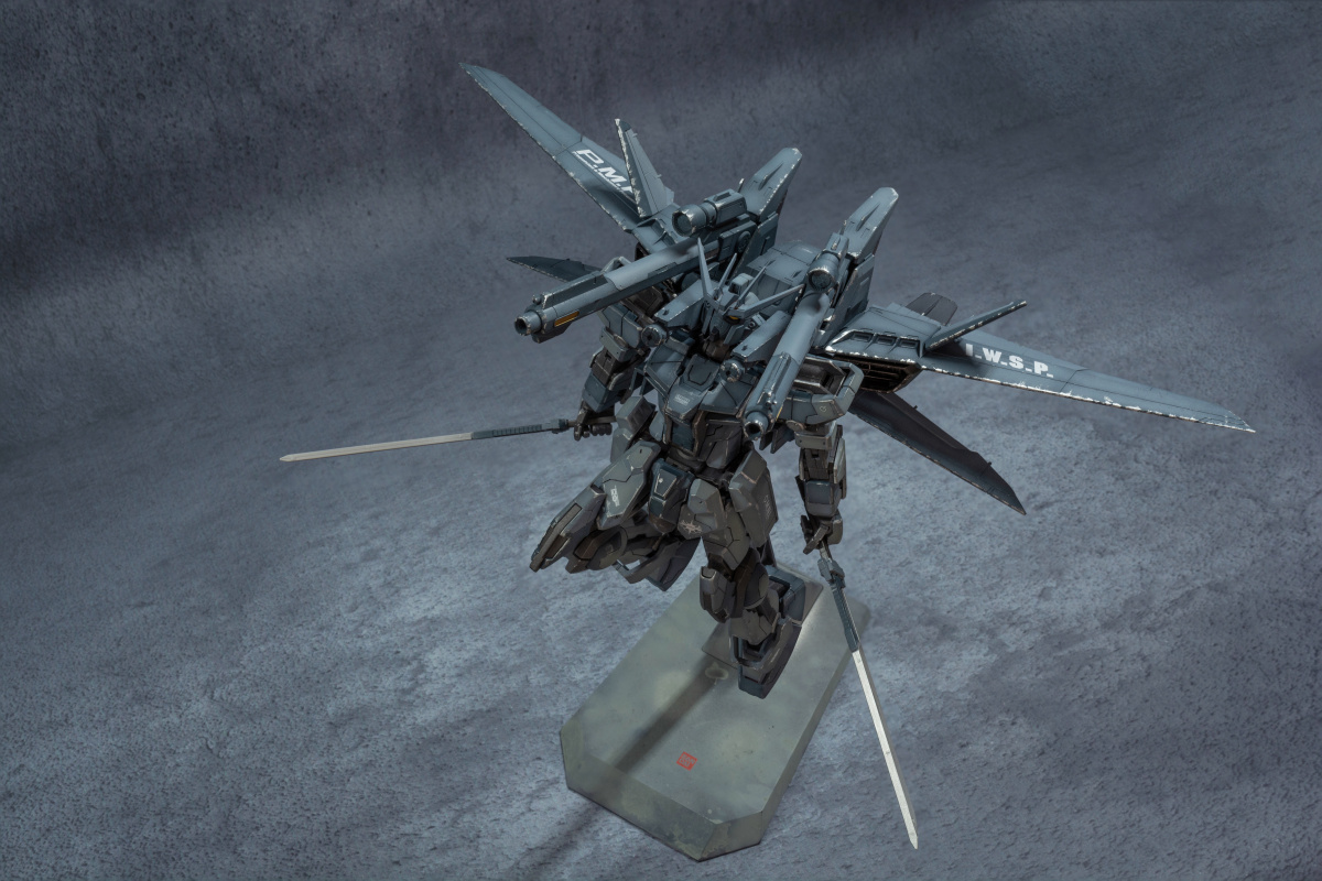 高达模型重装强袭素颜