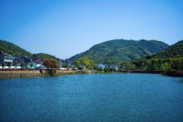 52AB4711-53AB-495E-AC36-63C34D789A1A/L0/001