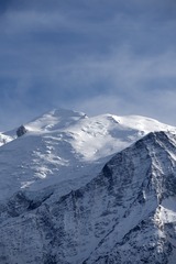 L1000565