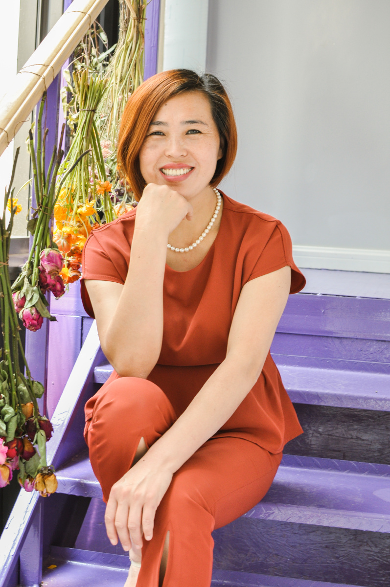 达达和周阿姨插花