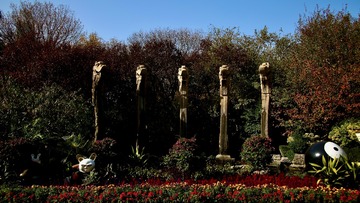 1405002