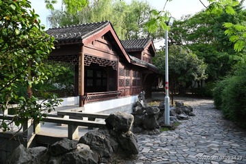 3CF5AB5B-1FD4-4851-A572-529E6EA48A39/L0/001