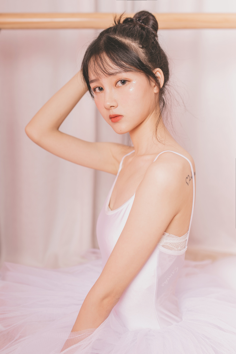 芭蕾女孩 - daniel-丁曦 - 图虫