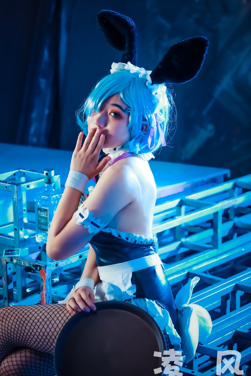 新昼雷姆兔女郎场照如果爱情有颜色那么肯定是出镜浅陌摄影me