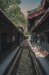 125099