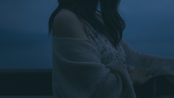 657025