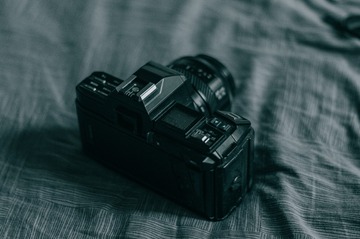 560795