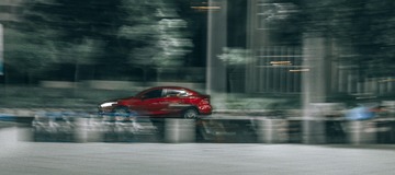 560394