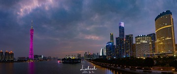 1308766