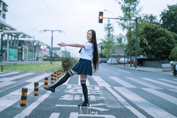 001