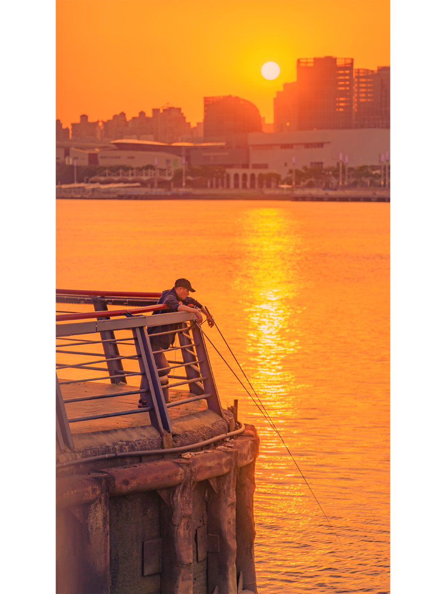 盛夏晚风和日落