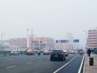 870767