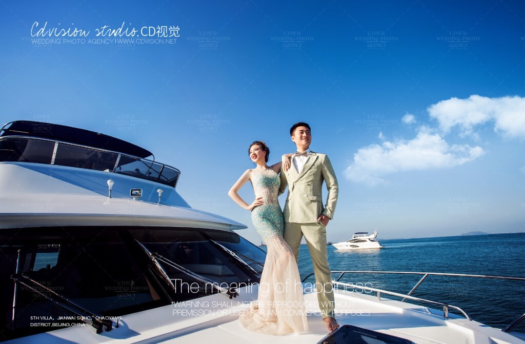 海上游轮-CD视觉婚纱摄影工作室三亚旅拍客片<br />
摄影:CD视觉婚纱摄影工作室<br />
官网:<a href="http://www.cdshijue.com" target="_blank" rel="nofollow">www.cdshijue.com</a>