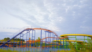 430355