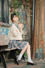 BB731EE0-102B-4E5C-938D-B0ED63C77272/L0/001