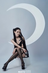 001