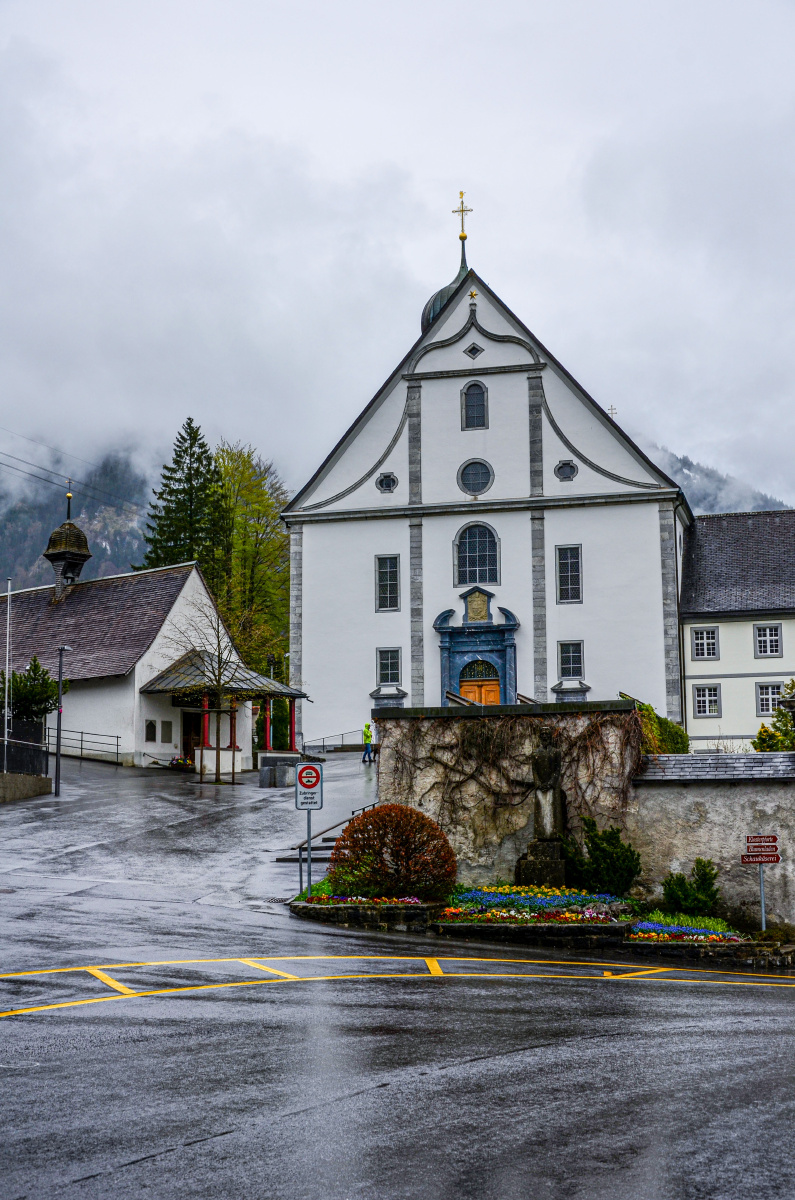 瑞士风光铁力士雪山脚下的英格堡小镇拍摄于201452今天北京进入烧烤