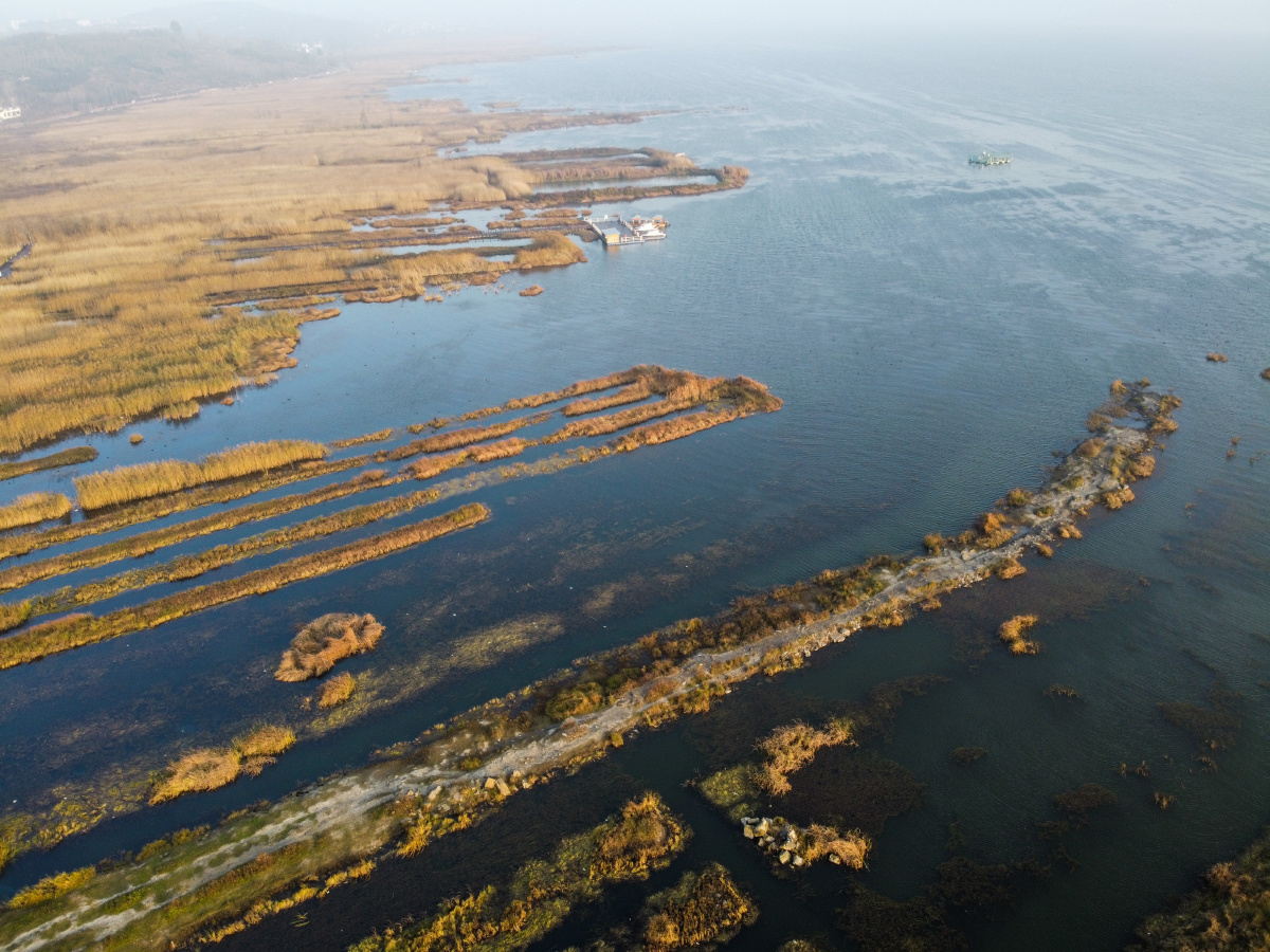 贵州威宁草海冬日风光美