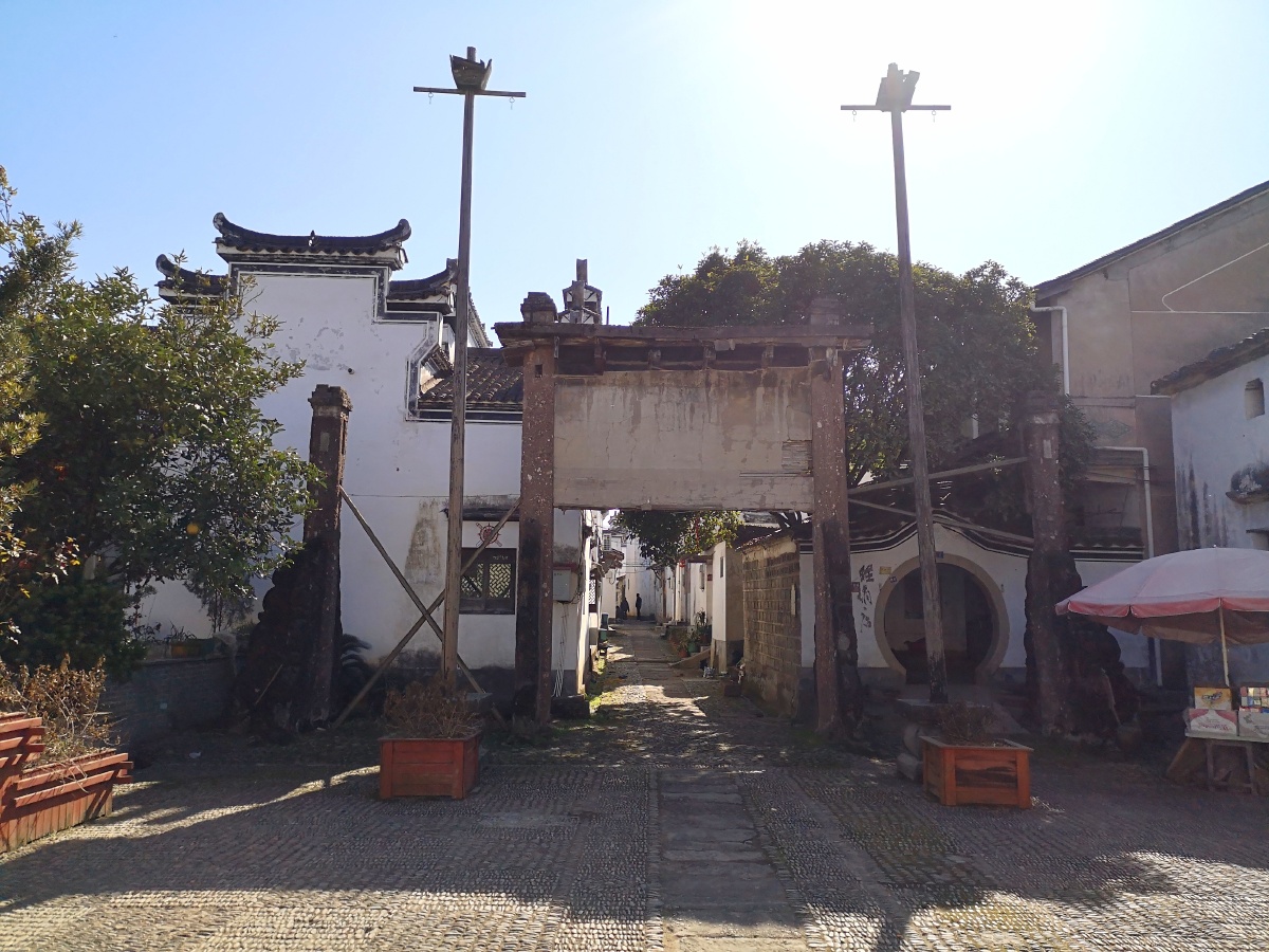 兰溪市长乐村是被人遗忘了的民代古村落群整个村庄建制完整基本保留下