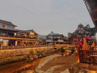 9865725